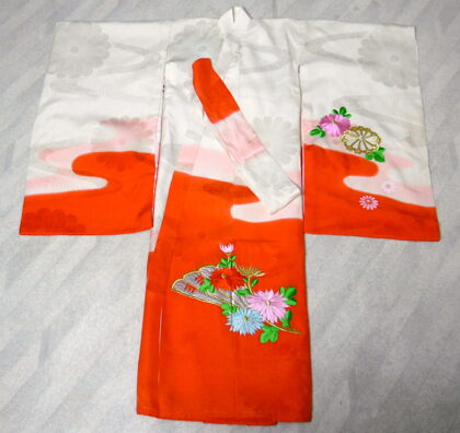 (12) Barnkimono för flicka