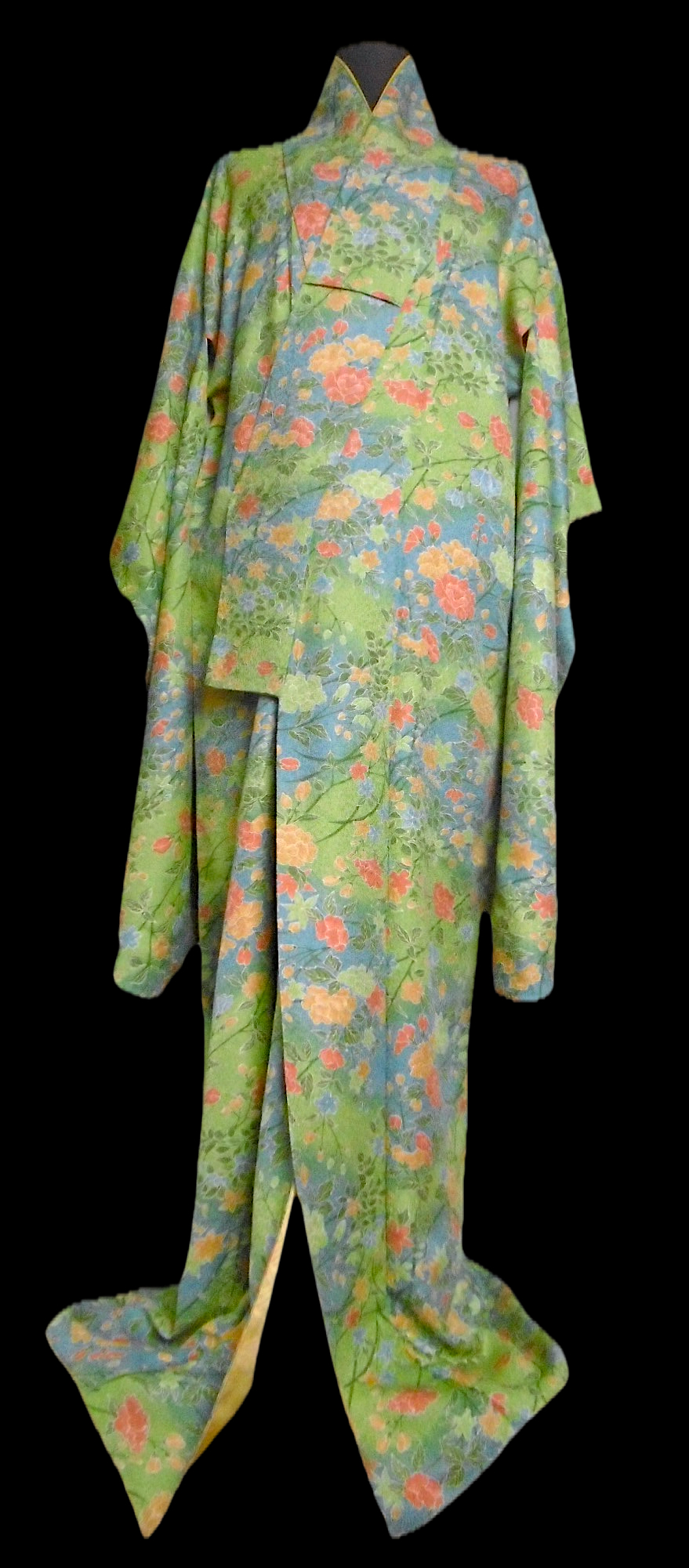 (03) Ljusgrön, blommor,Furisode